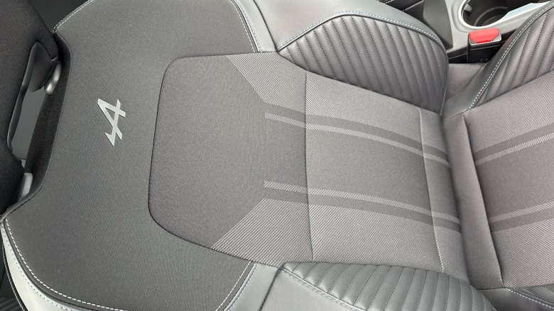 Renault Symbioz 1.6 E-Tech FHEV 145 Techno Esprit Alpine 5dr Auto Hybrid Estate